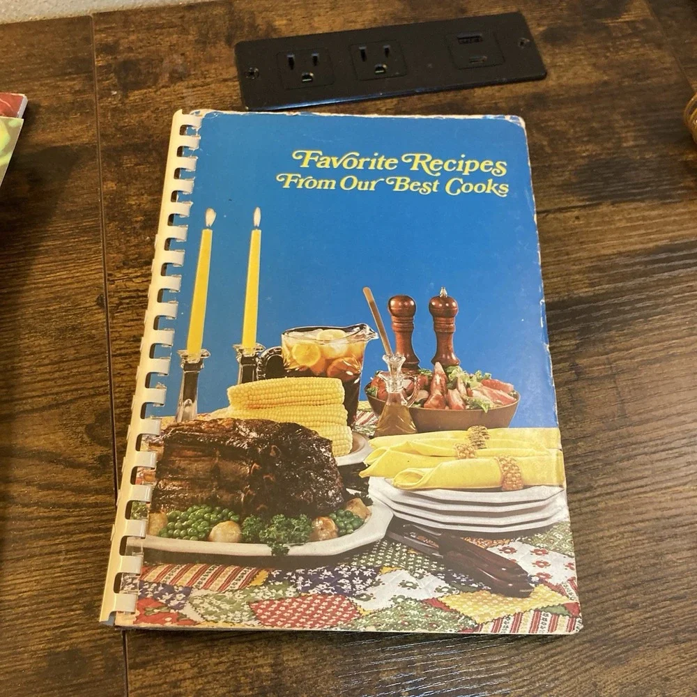 Spiral Cookbook Lot of 8 Sourced in Pittsburgh Area Church Lady Granny‎ Recipes